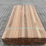 Ca. 58x Guyana Teak Regels Geschaafd, 45x68mm, lengte 275cm